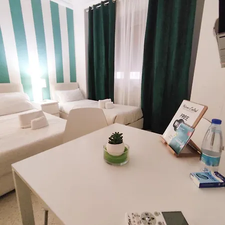 Palermo Central B&B Oda ve Kahvaltı