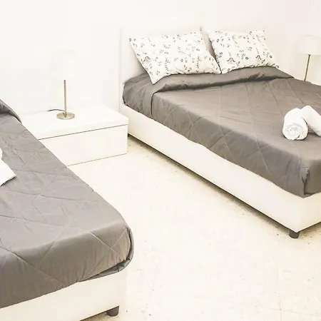 Palermo Central B&B לינה וארוחת בוקר 3*